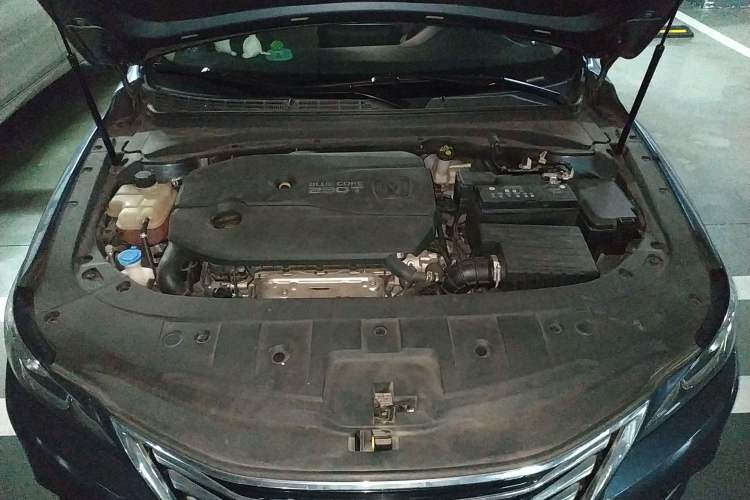 Used CHANGAN Raeton CC 2018 1.5T Automatic Haoya Model China V Standard Engine Bay