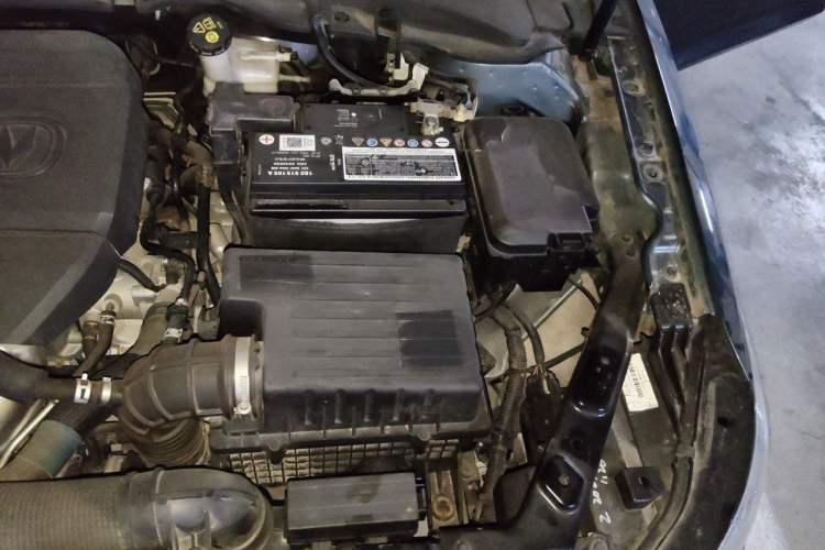 Used CHANGAN Raeton CC 2018 1.5T Automatic Zunya Model China V Standard Engine Bay Left