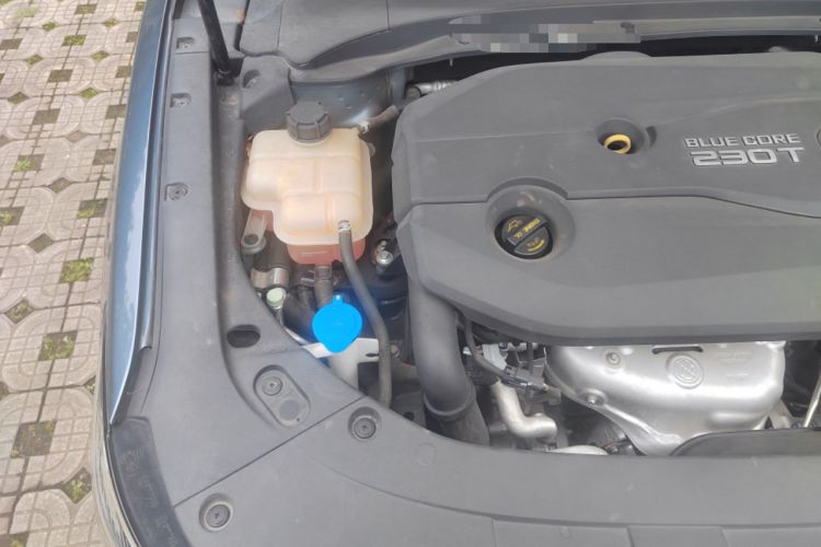 Used CHANGAN Raeton CC 2018 1.5T Automatic Haoya Model China V Standard Engine Bay Right