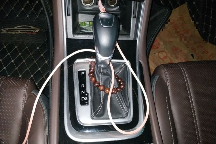 Used CHANGAN Raeton CC 2018 1.5T Automatic Haoya Model China V Standard Gear Lever