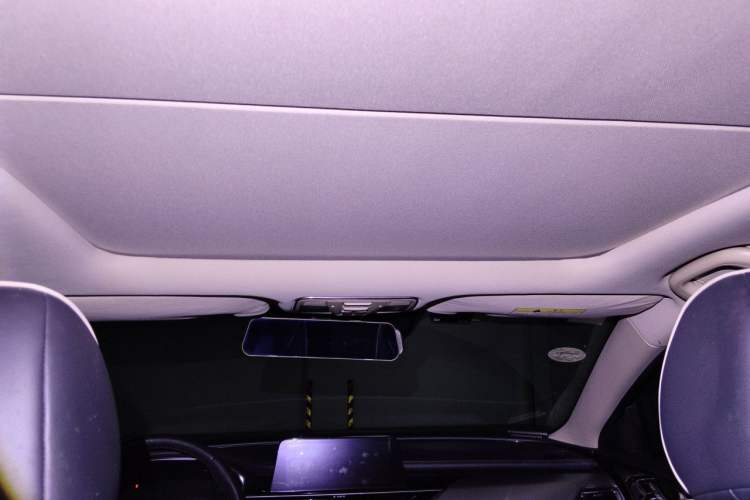 Used CHANGAN Raeton CC 2018 1.5T Automatic Zunya Model China V Standard Headliner