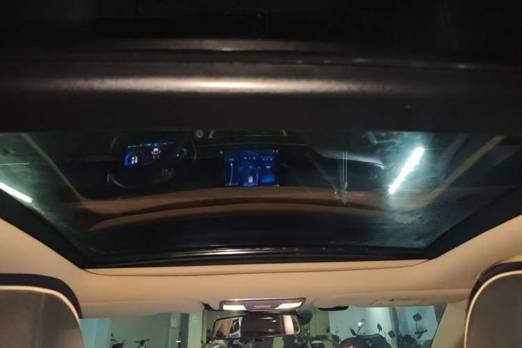 Used CHANGAN Raeton CC 2018 1.5T Automatic Zhiya Model China V Standard Headliner