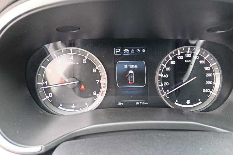 Used CHANGAN Raeton CC 2018 1.5T Automatic Haoya Model Guangmang Edition China V Standard Instrument Cluster