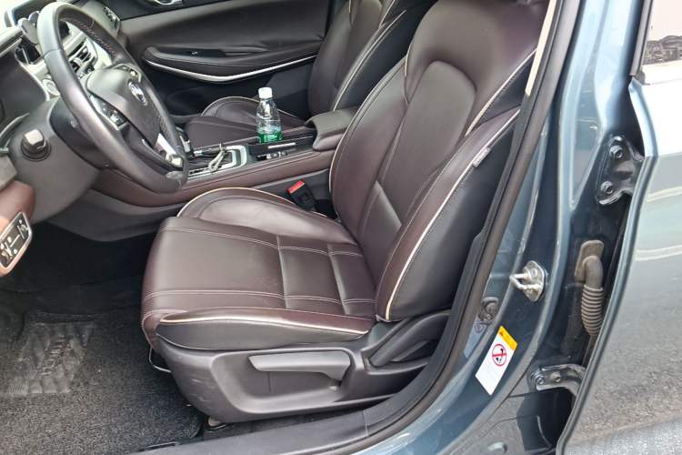 Used CHANGAN Raeton CC 2018 1.5T Automatic Haoya Model Guangmang Edition China V Standard Left Front Seat