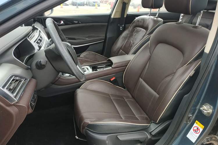 Used CHANGAN Raeton CC 2018 1.5T Automatic Haoya Model China V Standard Left Front Seat