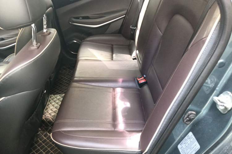 Used CHANGAN Raeton CC 2018 1.5T Automatic Haoya Model China V Standard Left Rear Seat