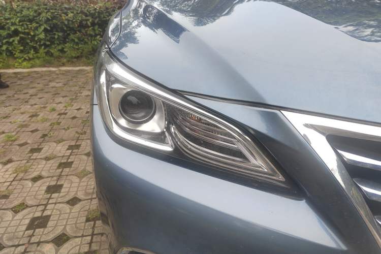 Used CHANGAN Raeton CC 2018 1.5T Automatic Haoya Model China V Standard Right Front Headlight