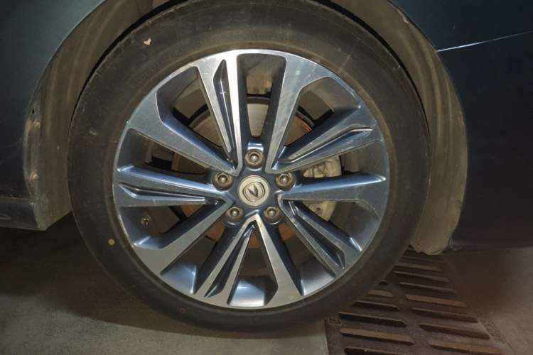 Used CHANGAN Raeton CC 2018 1.5T Automatic Zhiya Model China V Standard Right Front Wheel Hub