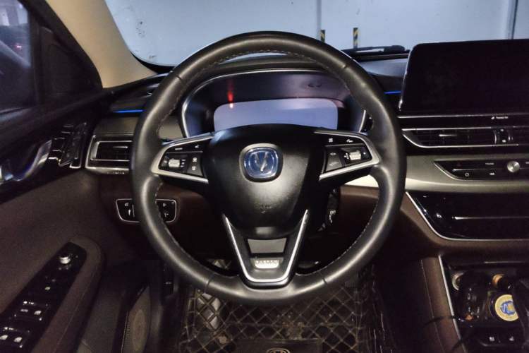 Used CHANGAN Raeton CC 2018 1.5T Automatic Zunya Model China V Standard Steering Wheel