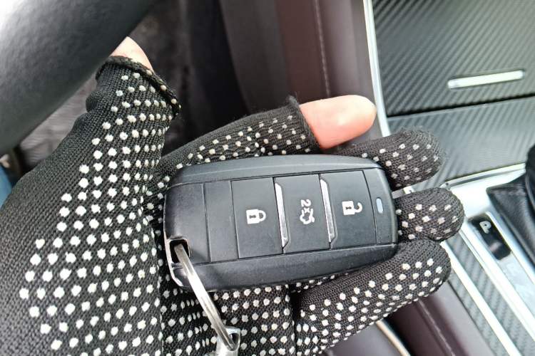 Used CHANGAN Raeton CC 2018 1.5T Automatic Haoya Model Guangmang Edition China V Standard Vehicle Key