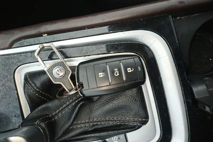 Used CHANGAN Raeton CC 2018 1.5T Automatic Haoya Model China V Standard Vehicle Key