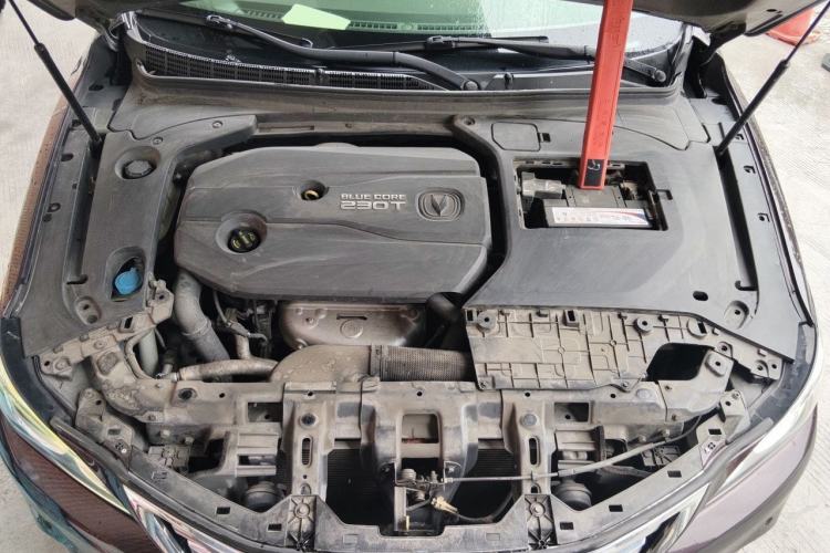 Used CHANGAN Raeton CC 2018 1.5T Automatic Zunya Model China V Standard Engine Bay