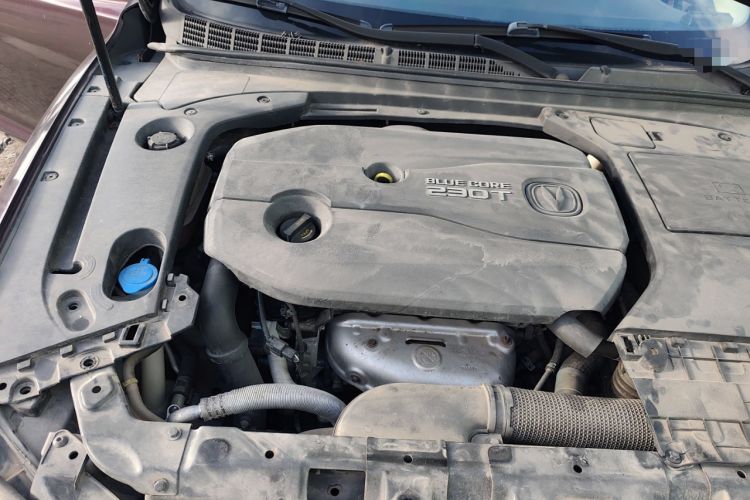 Used CHANGAN Raeton CC 2018 1.5T Automatic Zunya Model China V Standard Engine Bay Right