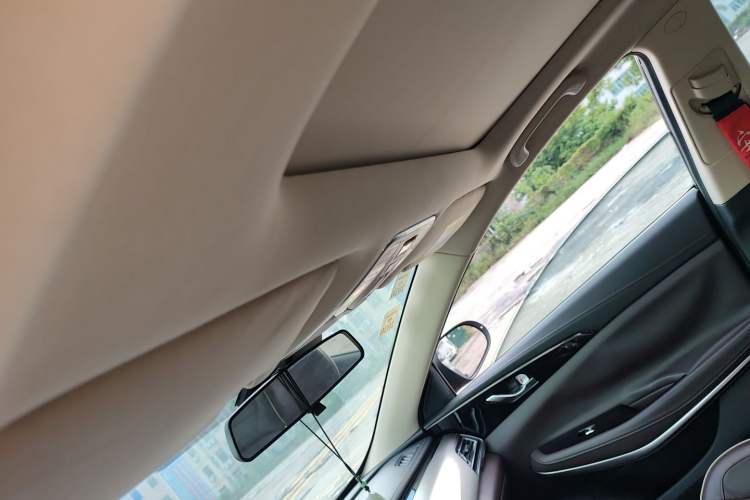 Used CHANGAN Raeton CC 2018 1.5T Automatic Zunya Model China V Standard Headliner