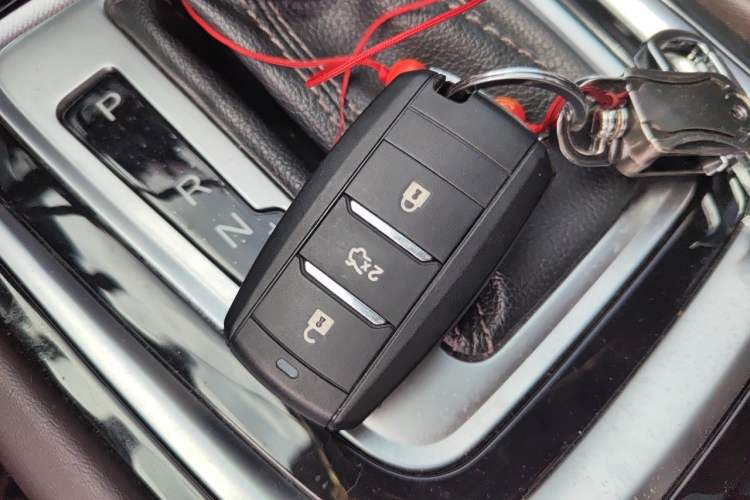 Used CHANGAN Raeton CC 2018 1.5T Automatic Haoya Model Guangmang Edition China V Standard Vehicle Key