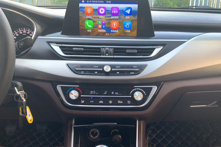 Used CHANGAN Raeton CC 2018 1.5T Manual Elegant Model China V Standard Audio And AC Panel