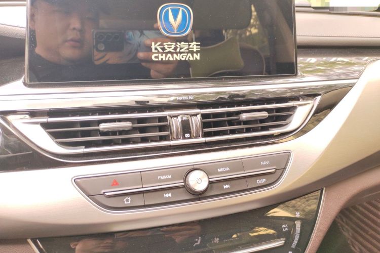 Used CHANGAN Raeton CC 2018 1.5T Automatic Zhiya Model China V Standard Audio And AC Panel