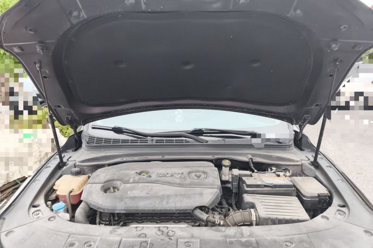 Used CHANGAN Raeton CC 2018 1.5T Manual Luxury Model China V Standard Engine Bay