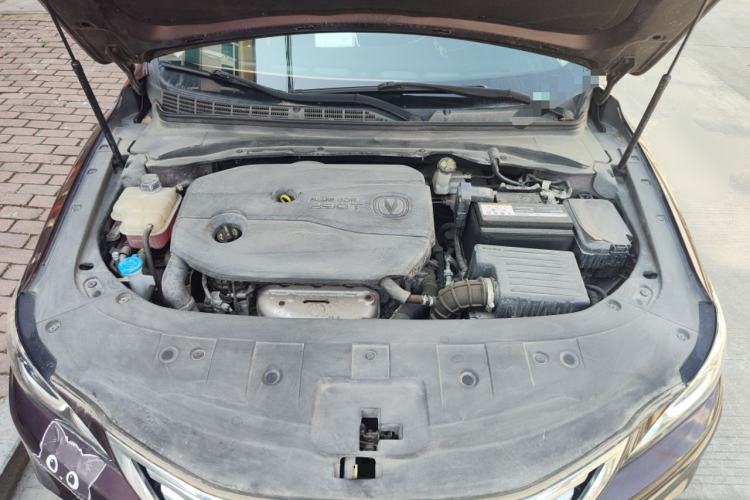 Used CHANGAN Raeton CC 2018 1.5T Manual Luxury Model China V Standard Engine Bay