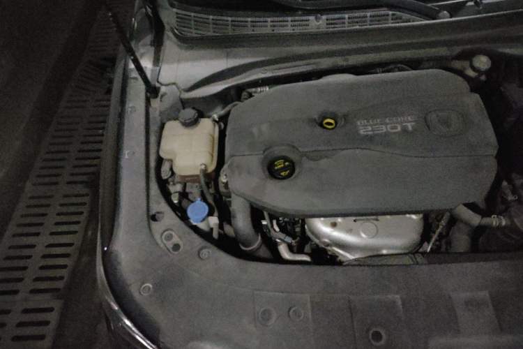 Used CHANGAN Raeton CC 2018 1.5T Automatic Haoya Model China V Standard Engine Bay Right
