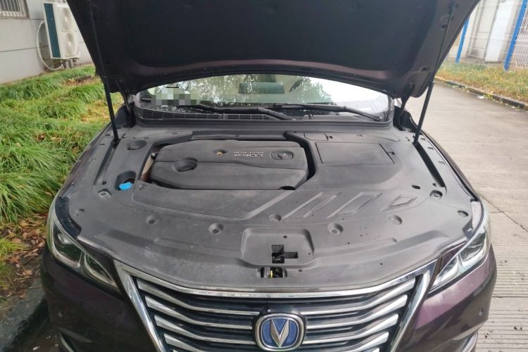 Used CHANGAN Raeton CC 2018 1.5T Automatic Zunya Model China V Standard Engine Bay