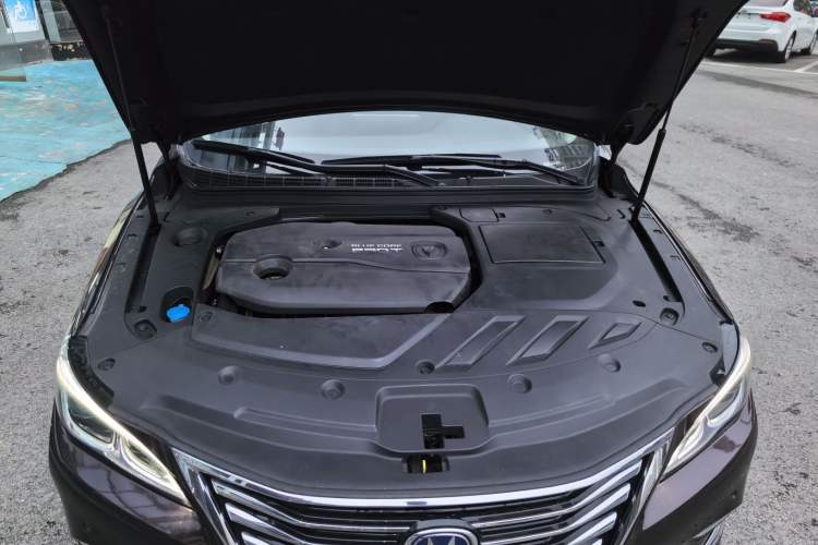 Used CHANGAN Raeton CC 2018 1.5T Automatic Zunya Model China V Standard Engine Bay