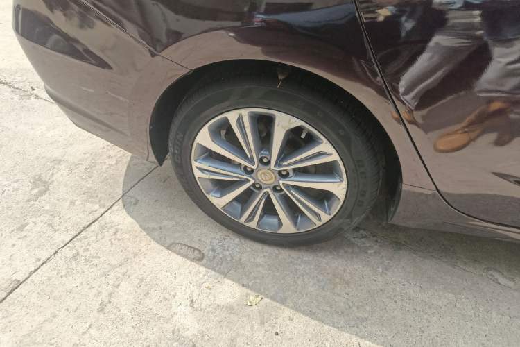 Used CHANGAN Raeton CC 2018 1.5T Automatic Zhiya Model China V Standard Exterior 3