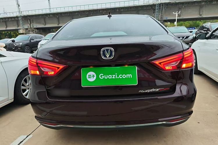 Used CHANGAN Raeton CC 2018 1.5T Automatic Elegant Version China V Standard Exterior 3