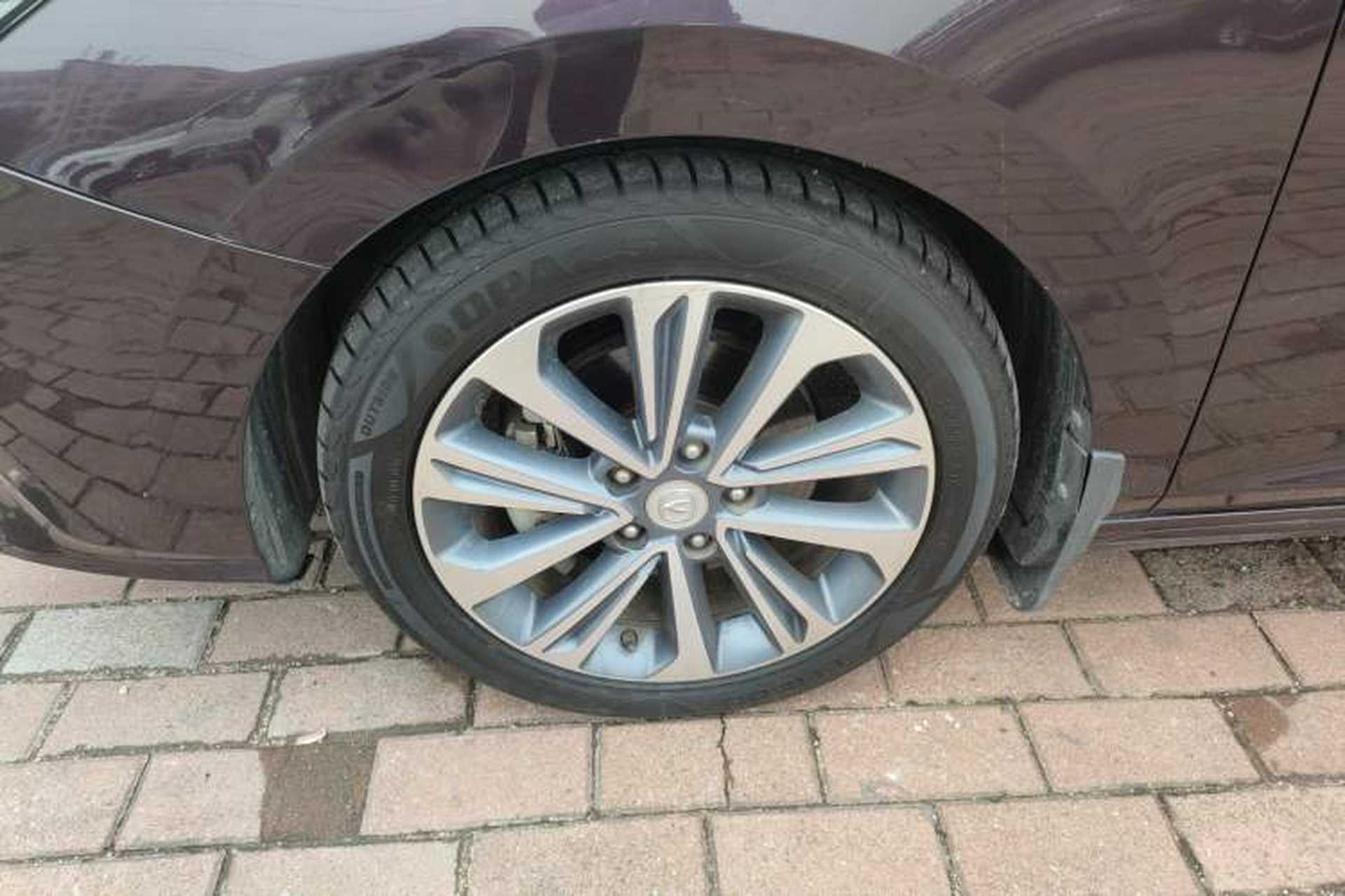 Used CHANGAN Raeton CC 2018 1.5T Manual Luxury Model China V Standard Exterior 4