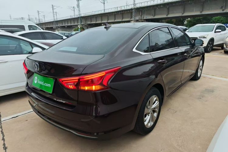 Used CHANGAN Raeton CC 2018 1.5T Automatic Elegant Version China V Standard Exterior 4