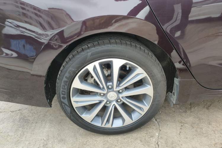 Used CHANGAN Raeton CC 2018 1.5T Manual Luxury Model China V Standard Exterior 5