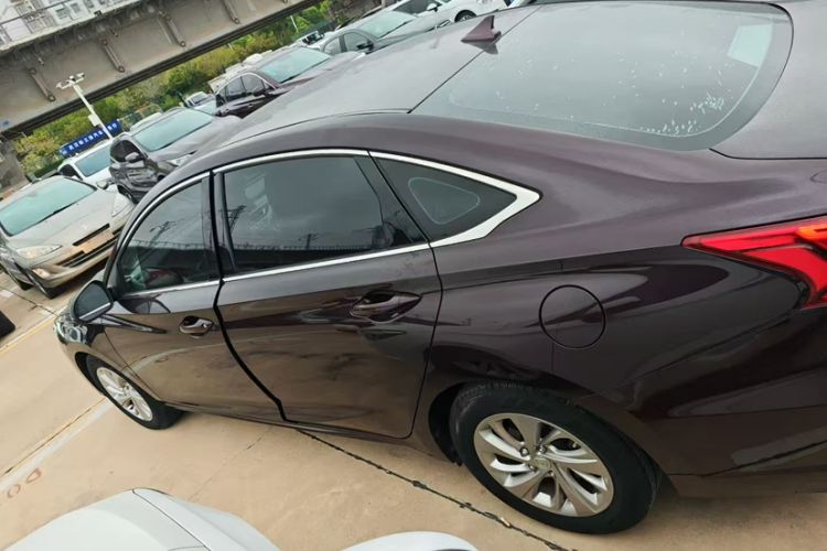 Used CHANGAN Raeton CC 2018 1.5T Automatic Elegant Version China V Standard Exterior 5