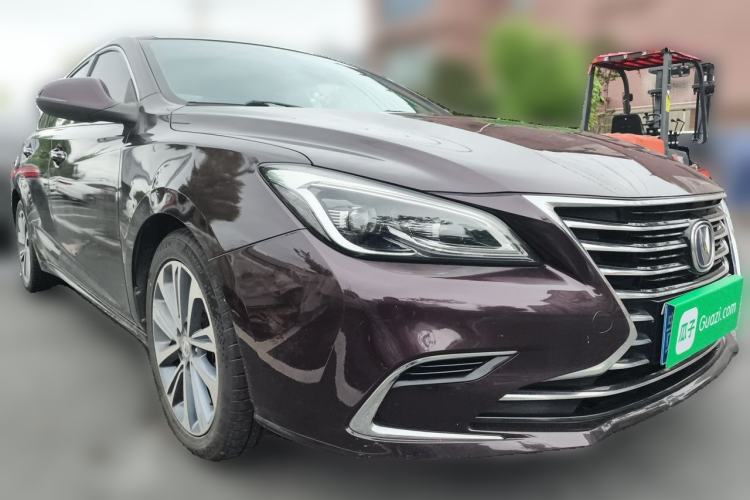 Used CHANGAN Raeton CC 2018 1.5T Manual Luxury Model China V Standard Front Right 45 Deg