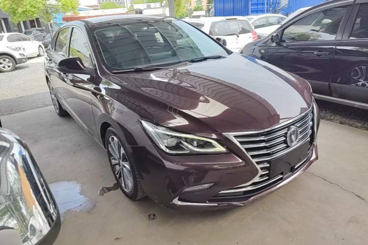 Used CHANGAN Raeton CC 2018 1.5T Automatic Zhiya Model China V Standard Front Right 45 Deg