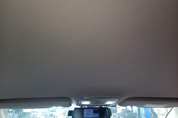 Used CHANGAN Raeton CC 2018 1.5T Automatic Elegant Version China V Standard Headliner