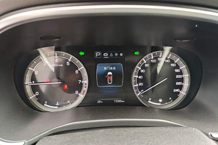 Used CHANGAN Raeton CC 2018 1.5T Automatic Elegant Starry Edition China V Standard Instrument Cluster