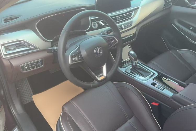 Used CHANGAN Raeton CC 2018 1.5T Automatic Zunya Model China V Standard Interior 3
