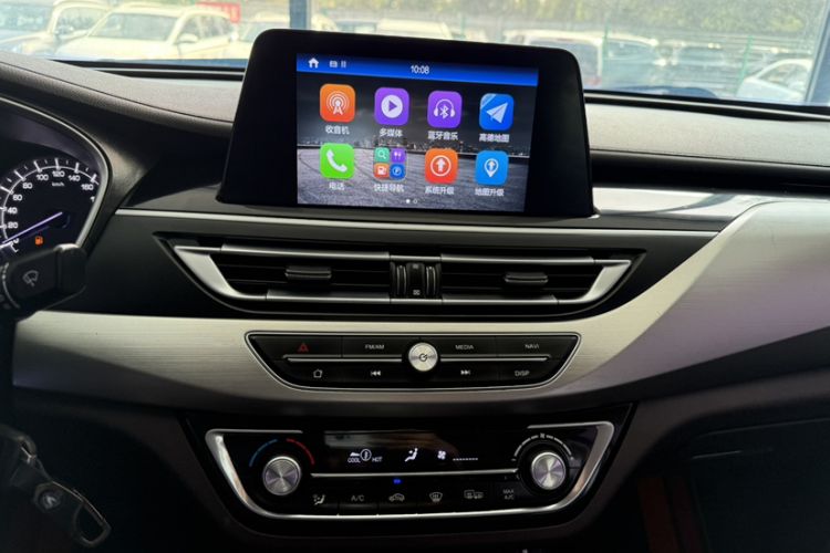 Used CHANGAN Raeton CC 2018 1.5T Automatic Elegant Version China V Standard Interior 4