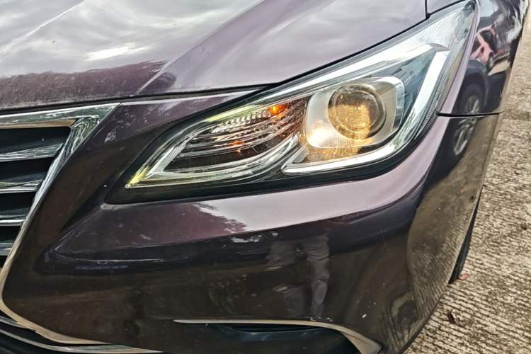 Used CHANGAN Raeton CC 2018 1.5T Automatic Elegant Starry Edition China V Standard Left Front Headlight