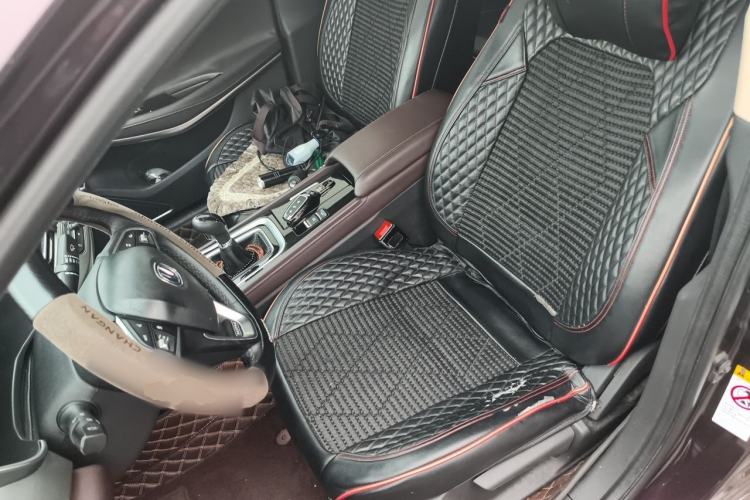 Used CHANGAN Raeton CC 2018 1.5T Manual Luxury Model China V Standard Left Front Seat
