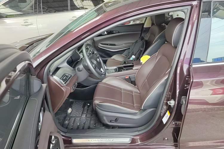 Used CHANGAN Raeton CC 2018 1.5T Automatic Zhiya Model China V Standard Left Front Seat