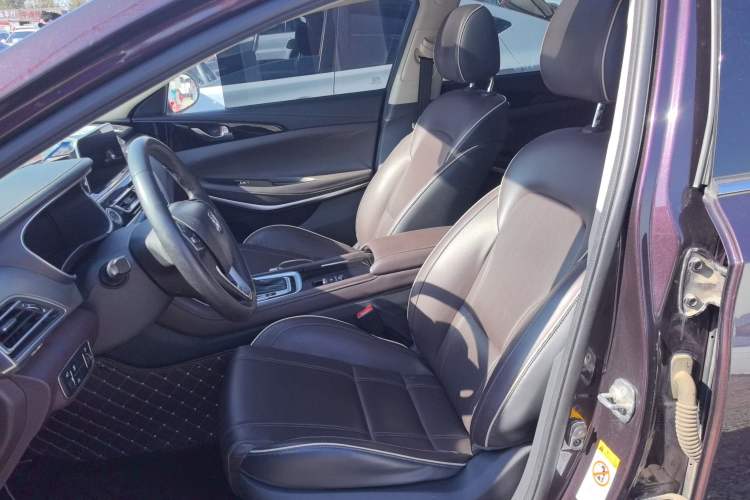 Used CHANGAN Raeton CC 2018 1.5T Automatic Zhiya Model China V Standard Left Front Seat