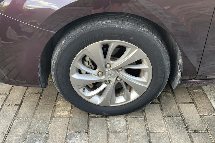 Used CHANGAN Raeton CC 2018 1.5T Manual Elegant Model China V Standard Left Front Wheel Hub
