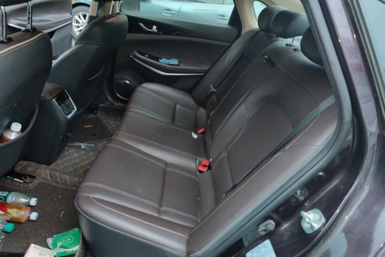 Used CHANGAN Raeton CC 2018 1.5T Automatic Elegant Starry Edition China V Standard Left Rear Seat
