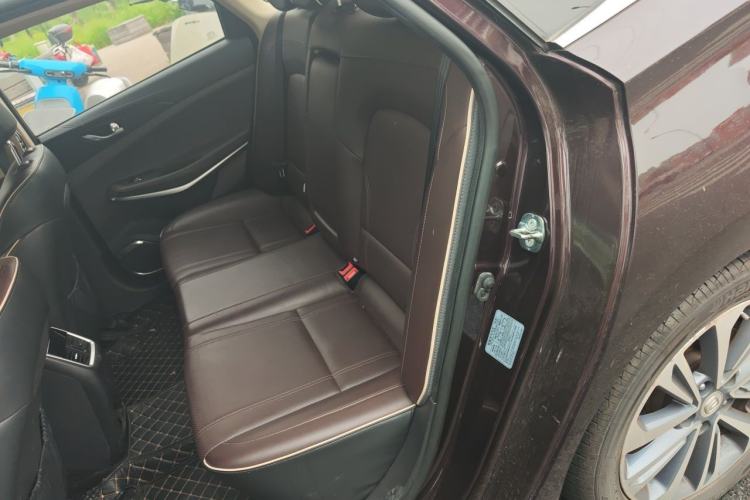 Used CHANGAN Raeton CC 2018 1.5T Automatic Haoya Model China V Standard Left Rear Seat