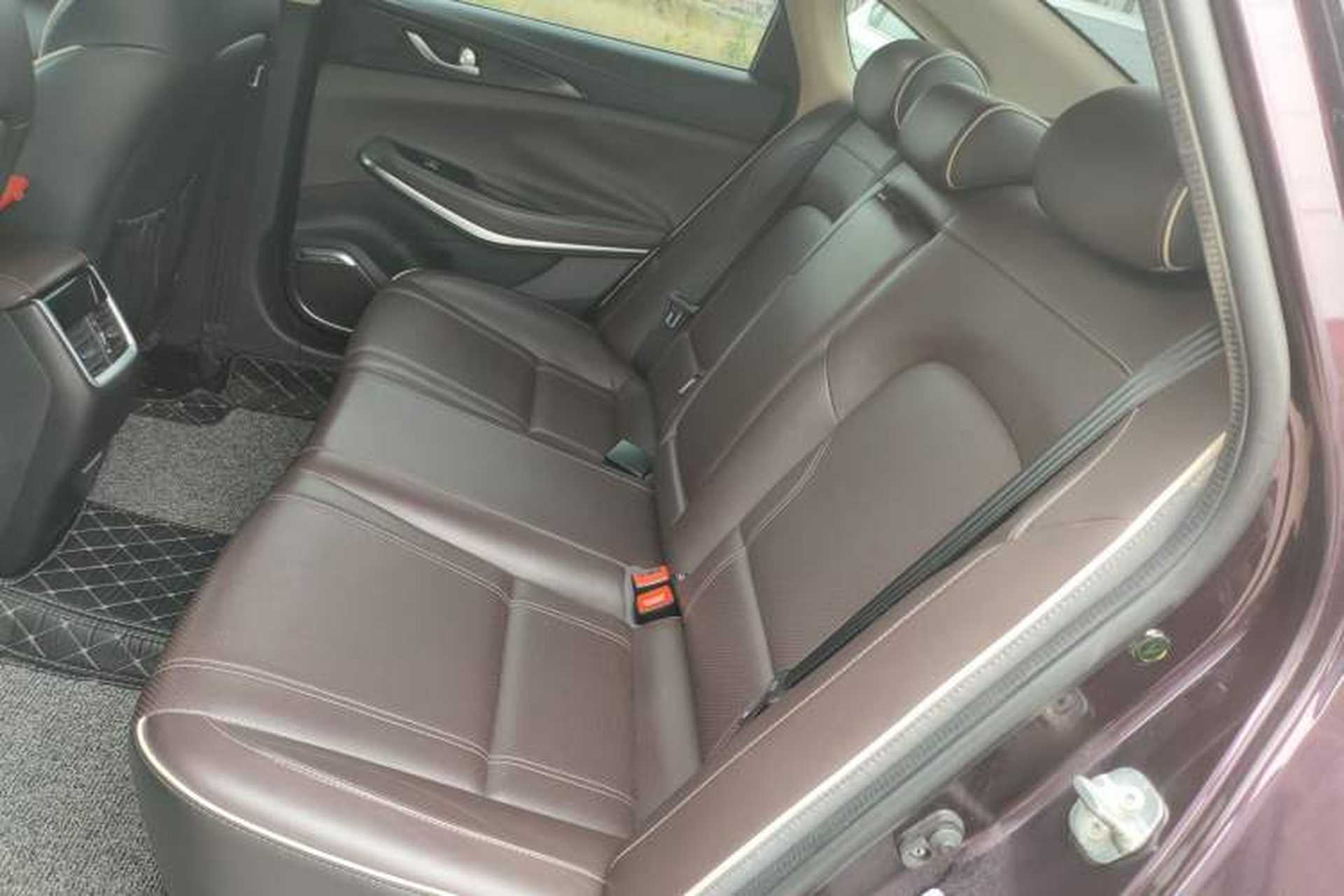 Used CHANGAN Raeton CC 2018 1.5T Manual Luxury Model China V Standard Left Rear Seat