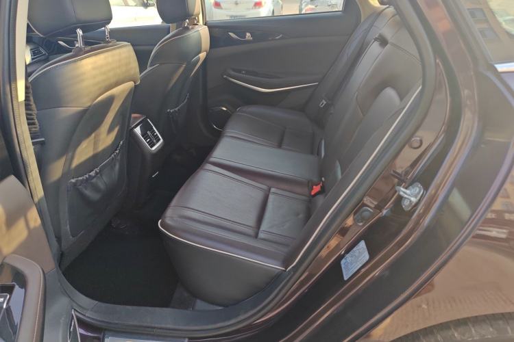 Used CHANGAN Raeton CC 2018 1.5T Automatic Zhiya Model China V Standard Left Rear Seat