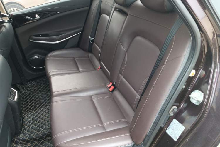 Used CHANGAN Raeton CC 2018 1.5T Automatic Elegant Version China V Standard Left Rear Seat