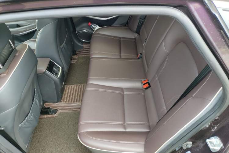 Used CHANGAN Raeton CC 2018 1.5T Automatic Zhiya Model China V Standard Left Rear Seat