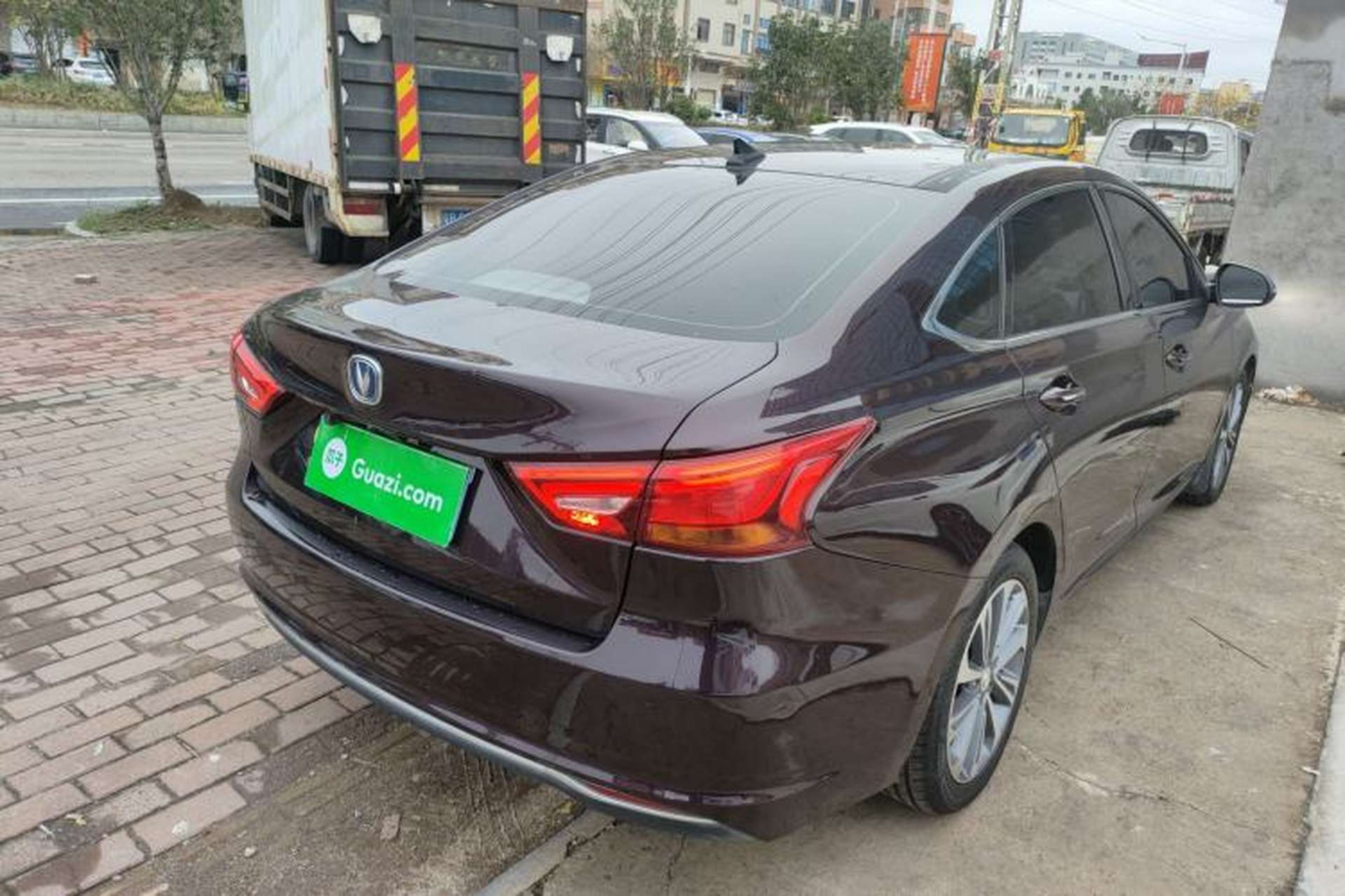 Used CHANGAN Raeton CC 2018 1.5T Manual Luxury Model China V Standard Rear Right 45 Deg